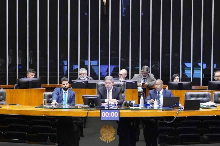 Câmara dos Deputados tem sessão de votação marcada para esta tarde