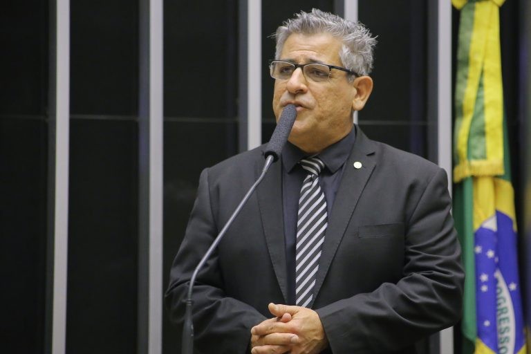 Proposta flexibiliza regras para lançamento de filmes e séries