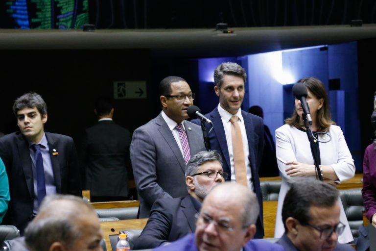 Projeto prevê aplicativo de transporte público em todos os municípios brasileiros