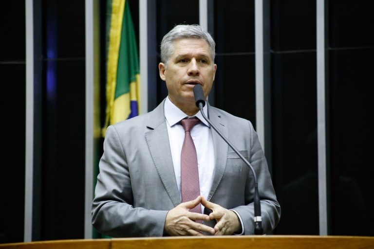 CCJ aprova proposta com ações contra hepatites virais no Julho Amarelo