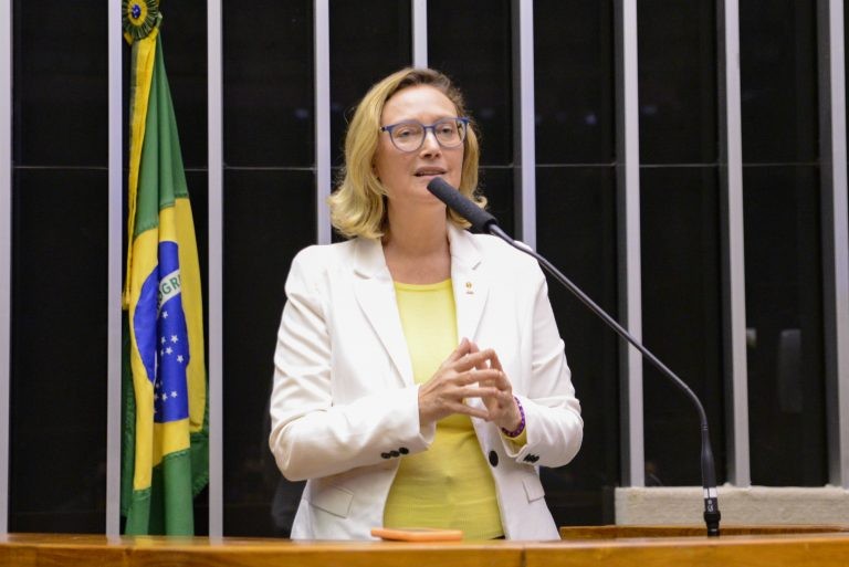 Comissão aprova proposta que reconhece representação estudantil como crédito curricular