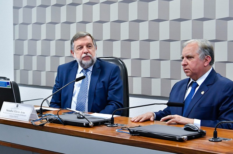 Educação domiciliar volta a ser discutida pela CE na quarta-feira