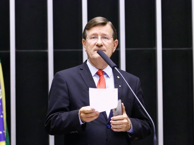 Comissão aprova universalização da energia elétrica na Amazônia Legal em 2025