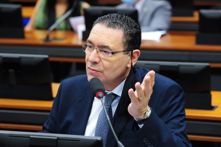 Comissão aprova criação de inventário nacional de substâncias químicas