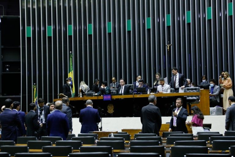 Congresso aprova LDO sem obrigar execução de emendas de relator; acompanhe