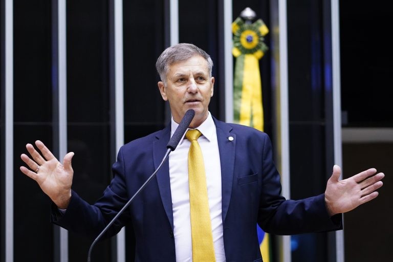 Aprovado projeto que destina à reforma agrária imóvel rural recebido pela União em pagamento