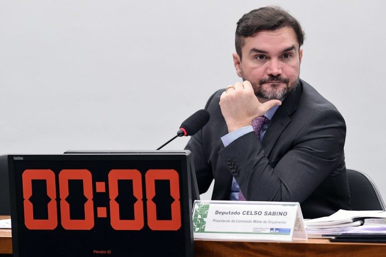 Comissão discute Orçamento do próximo ano com equipe econômica do atual governo