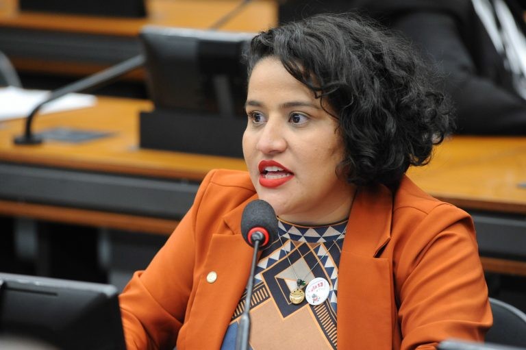 Especialistas defendem ampliação de apoio a mulheres empreendedoras