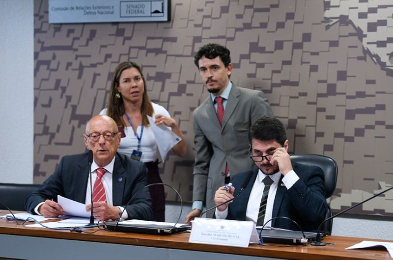 Jovens vindos de abrigos poderão ter prioridade no serviço militar