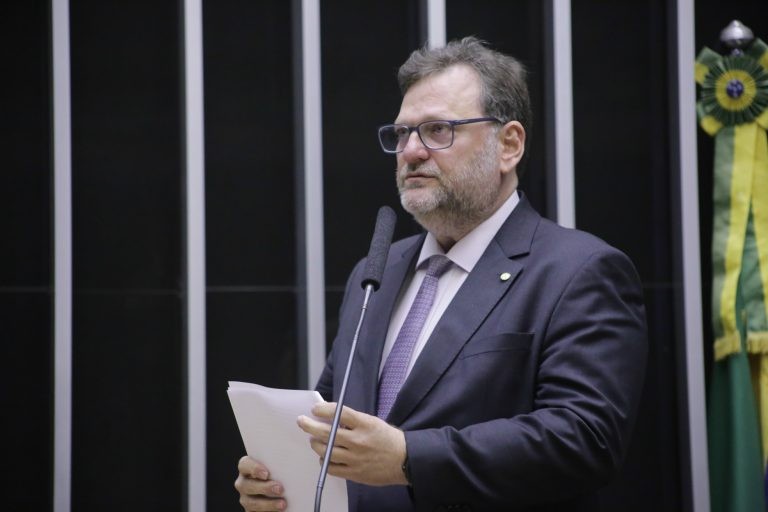 Comissão aprova proposta que reduz encargos financeiros de projetos ambientais