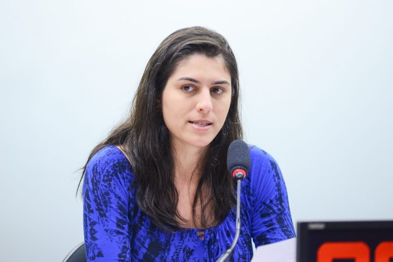 Comissão aprova projeto que reduz tempo de atividade militar para aposentadoria integral a PMs
