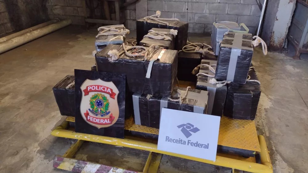 PF e Receita impedem tráfico de cocaína; um tonelada e meia foi apreendida