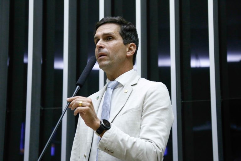 Comissão aprova financiamento de eventos com verba da Lei Rouanet para promoção do turismo
