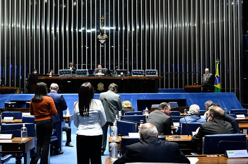 Plenário pode votar nesta quarta PEC da Transição e outras sete matérias