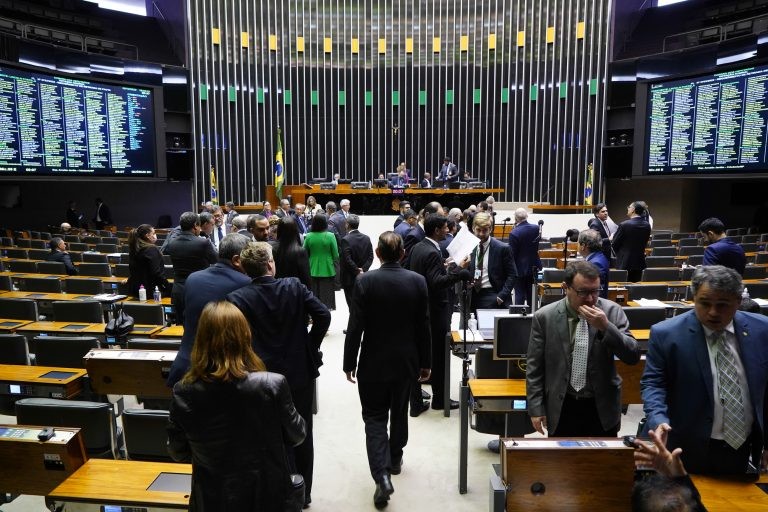 Câmara aprova projeto que redefine limites do Parque Nacional da Serra dos Órgãos (RJ); acompanhe